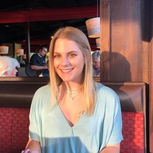 Meet your Posher, Bailey